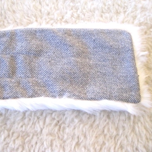 Fossil Faux Fur Pull-Through Scarf - Picture 3 of 7
